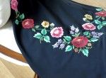 Scarf with red roses (big)