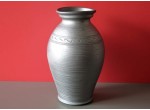 Grison – une grande vase