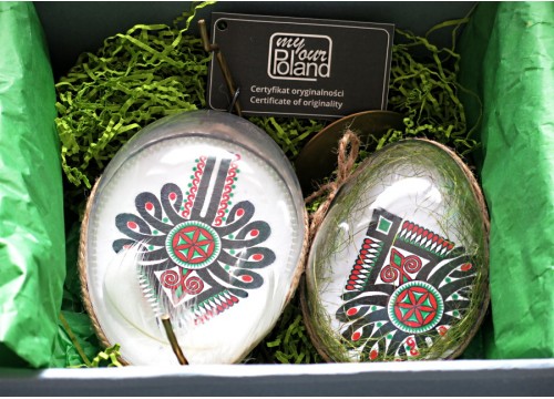 A set of Podhale Easter eggs