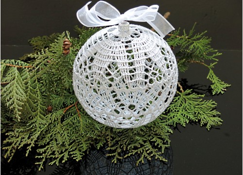 Boule de Noël de taille moyenne (circonférence 46 cm)